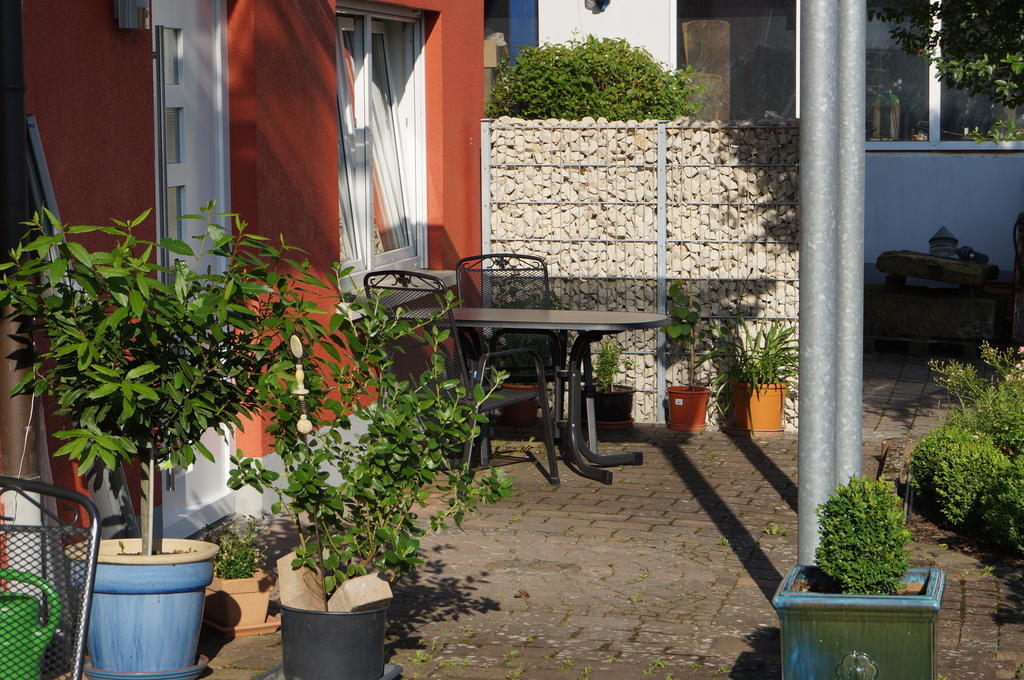 Ferienhaus Schloss-Garten Kapellen-Drusweiler Bagian luar foto