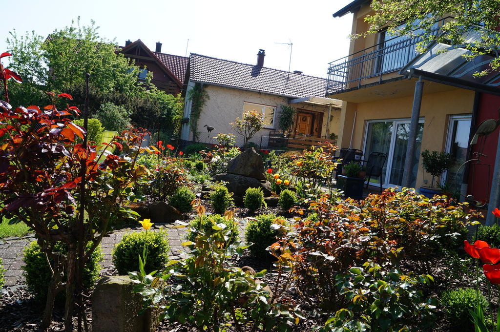 Ferienhaus Schloss-Garten Kapellen-Drusweiler Bagian luar foto