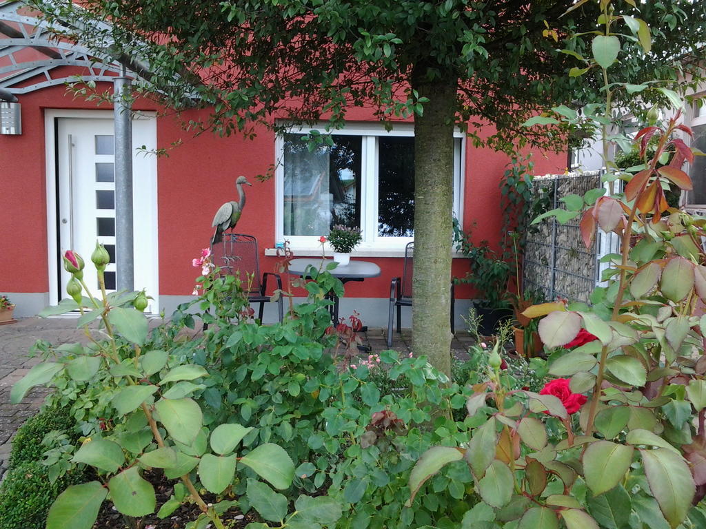 Ferienhaus Schloss-Garten Kapellen-Drusweiler Bagian luar foto